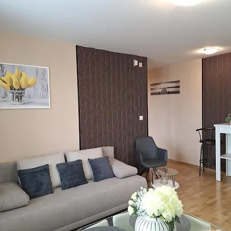 Elegance Apartament *